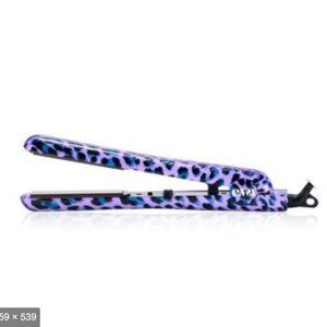 Purple Leopard Print! E.V.A Ceramic Straightener